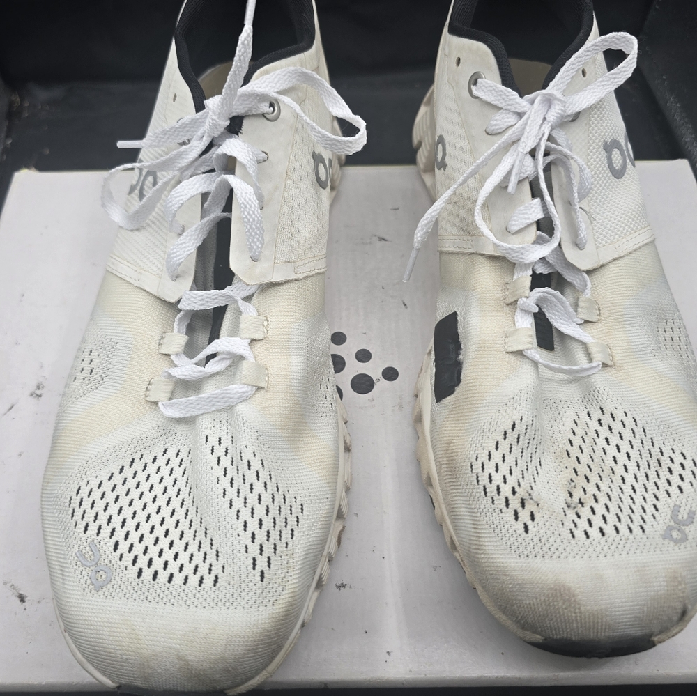 On Running Men's White‎ Athletic Shoes